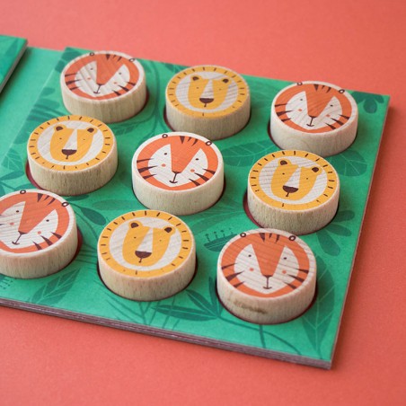 Lion and tiger tic tac toe